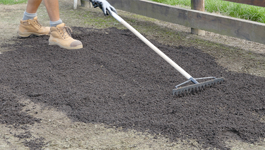 How to prepare your lawn for sowing